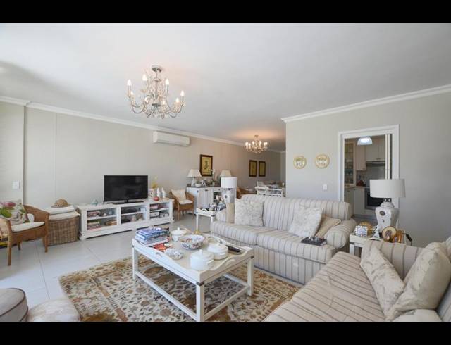 2 BEDROOM APARTMENT FOR SALE IN DOLPHIN BEACH